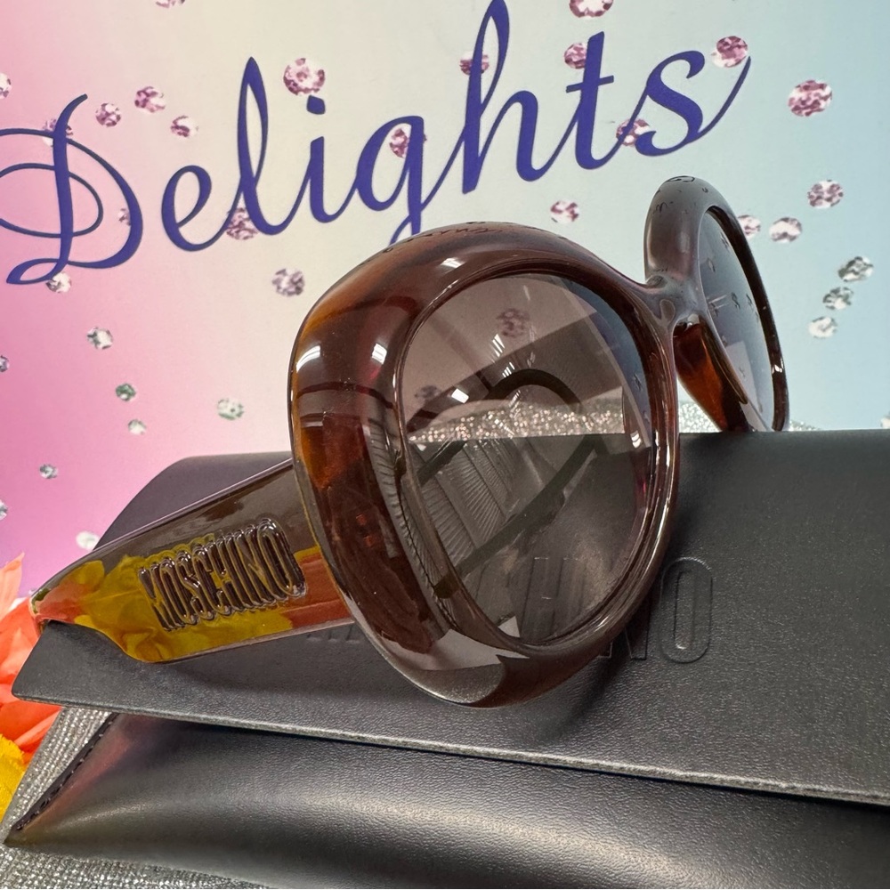 ❤️‍🔥SUPER SALE $400 NEW MOSCHINO OVERSIZED SUNGLASSES - Picture 5 of 10